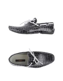 DÉBUT - Moccasins