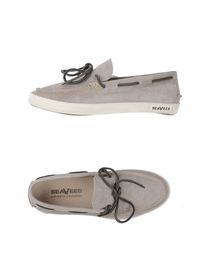 SEAVEES - Moccasins