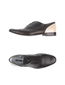 DÉBUT - Laced shoes