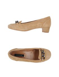 LOGAN - Closed-toe slip-ons