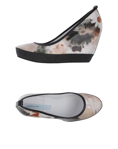 ZOOM LOGAN CROSSING - Wedge