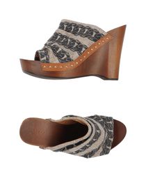 LOGAN - Open-toe mule