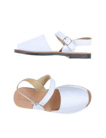 VIRREINA - Sandals