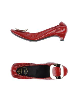 ROGER VIVIER - Closed-toe slip-ons 