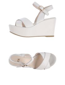 JFK - Sandals