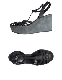 JFK - Sandals