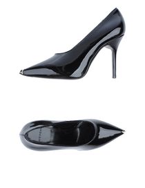 GIVENCHY - Closed-toe slip-ons