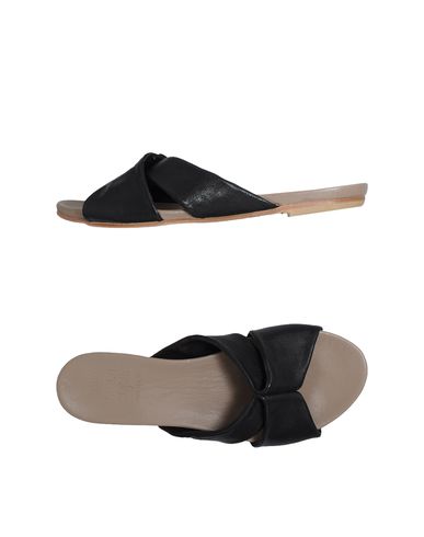 ZOOM LILIMILL - Flip flops & clog sandals