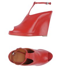 GIVENCHY - Closed-toe slip-ons