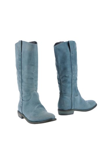 ZOOM JFK - Boots