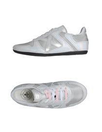 MUNICH - Sneaker