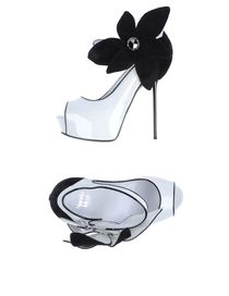 NANDO MUZI - Closed-toe slip-ons