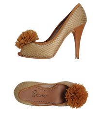 EVA TURNER - Closed-toe slip-ons