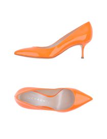 CASADEI - Closed-toe slip-ons