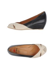 MIKAELA - Closed-toe slip-ons