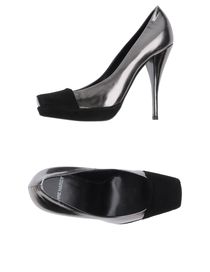 PIERRE HARDY Closed-toe slip-ons