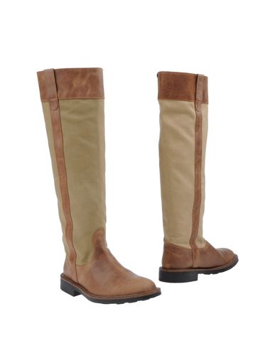 ZOOM CAMPER - Boots