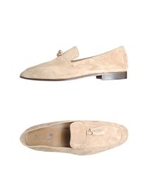 GEORGE'S - Moccasins