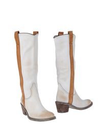 VIA ROMA 15 - Boots