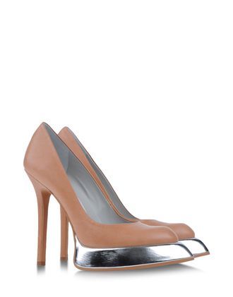 Closed toe - CAMILLA SKOVGAARD