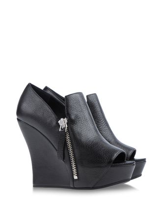 Loafers - CAMILLA SKOVGAARD