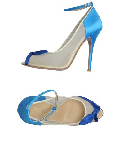 ZOOM GIUSEPPE ZANOTTI pour VIONNET - Pumps with open toe