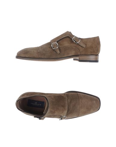 ZOOM ANGELICO - Moccasins