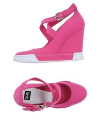 D&G - Closed-toe slip-ons