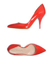 SIGNATURE - Closed-toe slip-ons