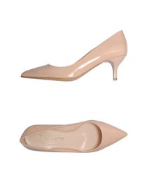 SIGNATURE - Closed-toe slip-ons