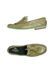 THOMPSON - Moccasins