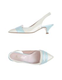 RENATTA JOP - Closed-toe slip-ons