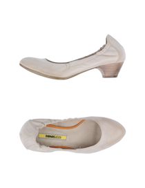 MANAS - Closed-toe slip-ons 