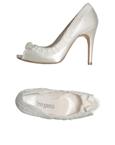 ZOOM PEDRO GARCÍA - Pumps with open toe