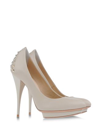 Closed toe - McQ