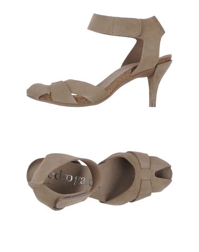 ZOOM PEDRO GARCÍA - Sandals