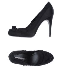 PEDRO GARCÍA - Closed-toe slip-ons