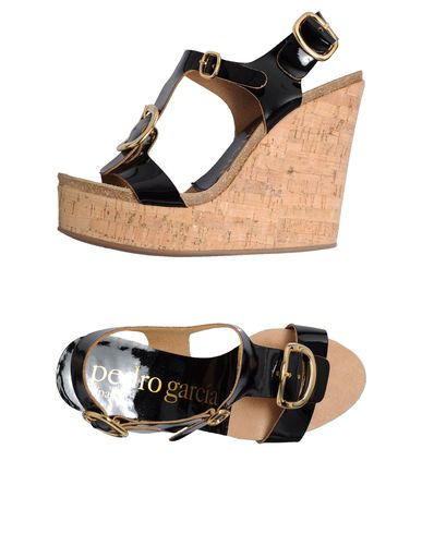 ZOOM PEDRO GARCÍA - Sandals