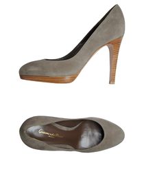 GIANVITO ROSSI - Closed-toe slip-ons