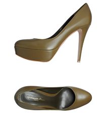 GIANVITO ROSSI - Closed-toe slip-ons