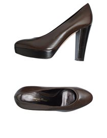 GIANVITO ROSSI - Closed-toe slip-ons