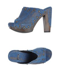STUART WEITZMAN - Sandals