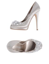 CASADEI - Closed-toe slip-ons