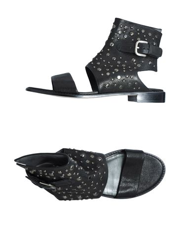 ZOOM STUART WEITZMAN - Sandals