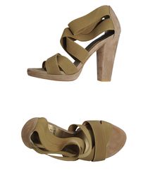 STUART WEITZMAN - Sandals