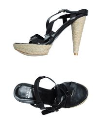 STUART WEITZMAN - Sandals