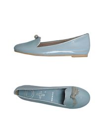 D+ - Moccasins