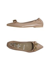 D+ - Ballet flats
