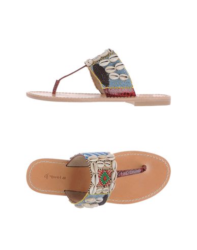 ZOOM A TROIS - Thong sandal