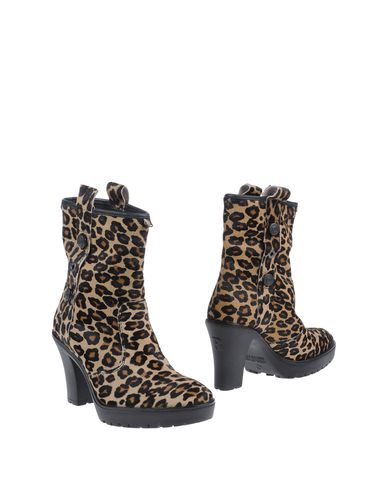 ZOOM RUCO LINE - Ankle boots